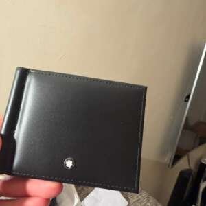 Portefeuille noir emblème étoile